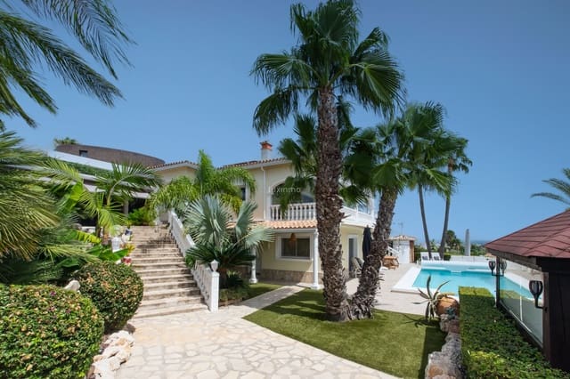 4 bedroom Villa for sale in Javea / Xàbia with pool garage - € 995,000 (Ref: 10179671)
