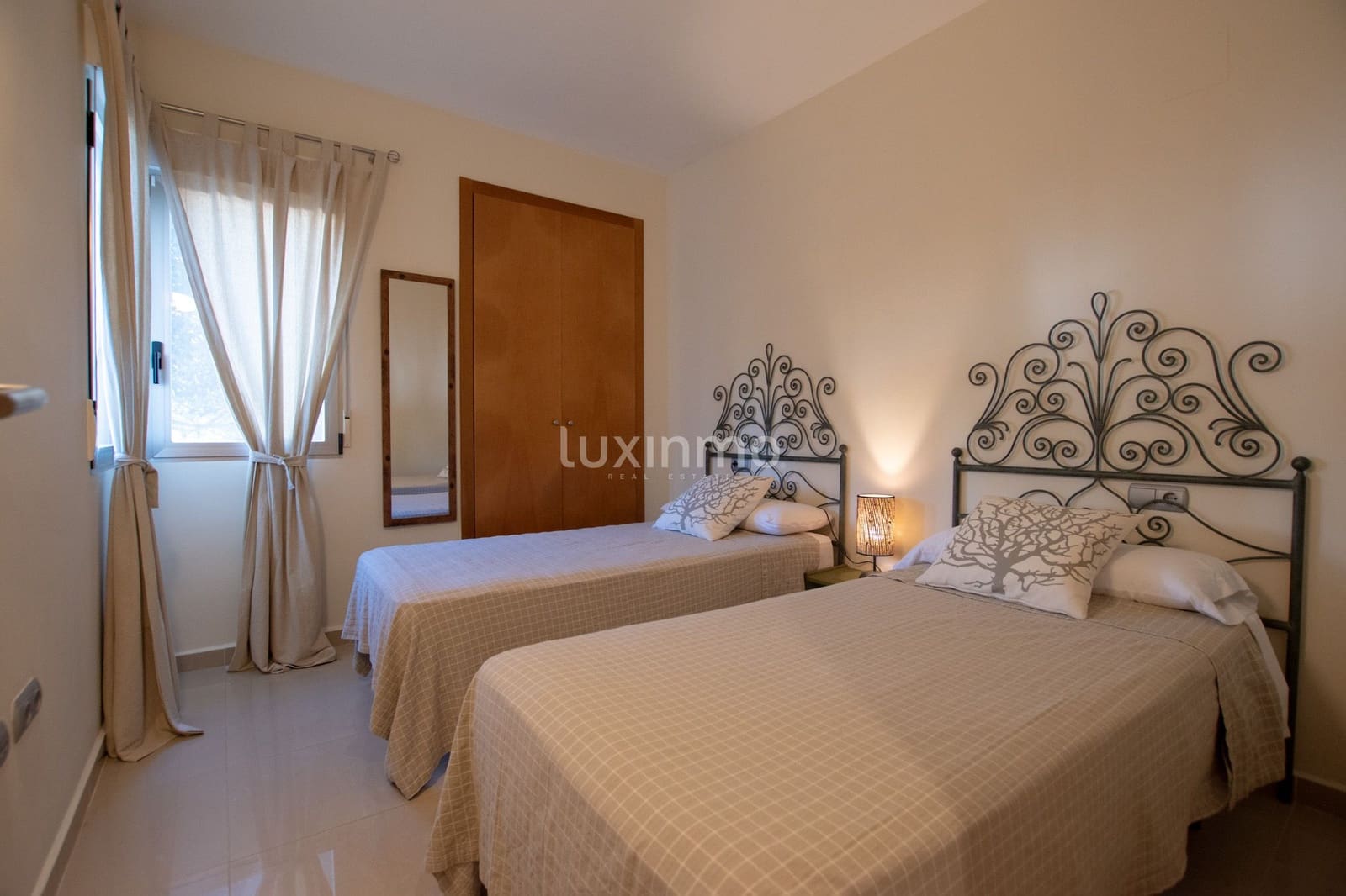 2 quarto Moradia para arrendar em Denia com piscina garagem - 1 500 € (Ref: 10183739)