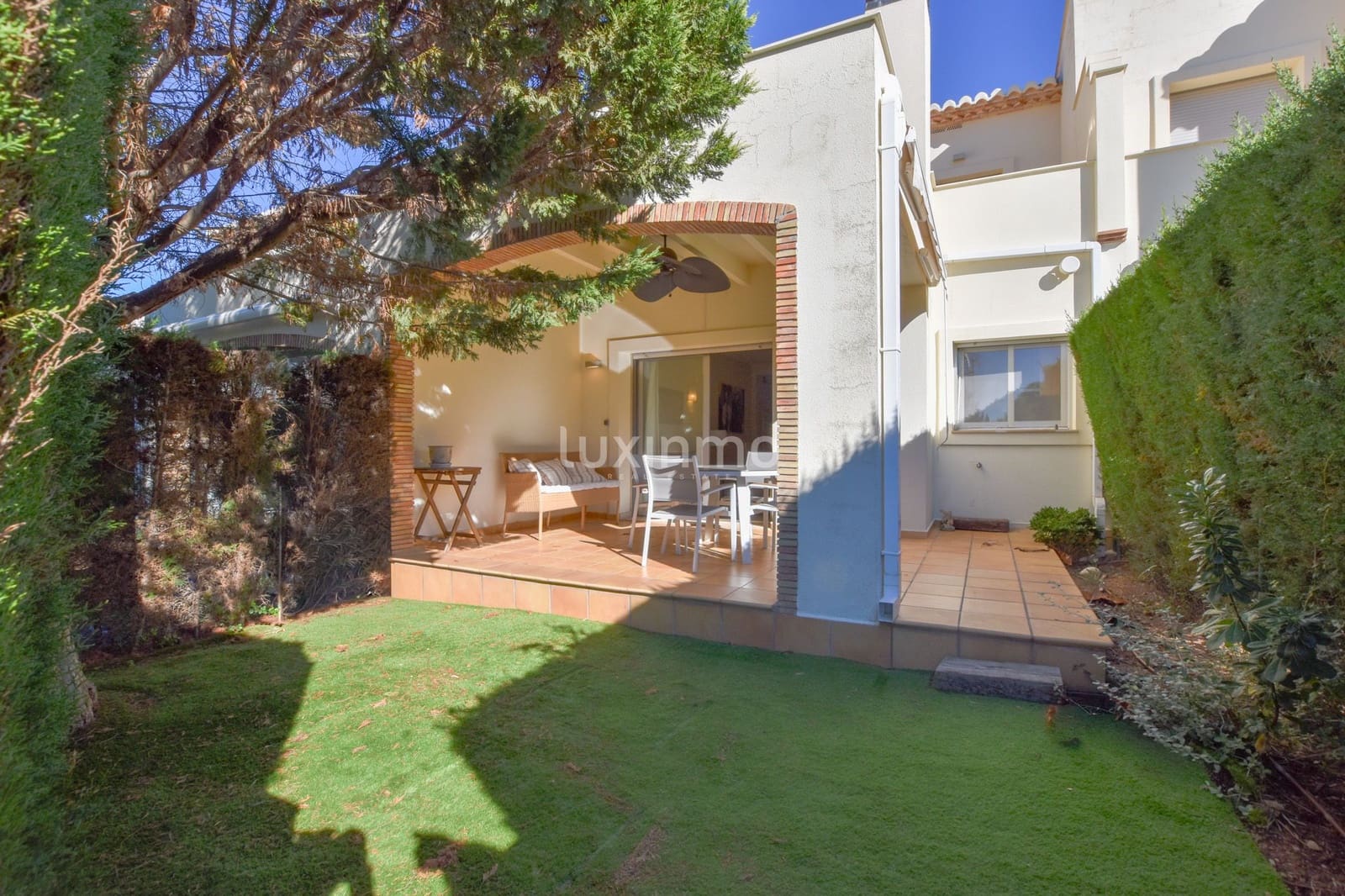 2 quarto Moradia para arrendar em Denia com piscina garagem - 1 500 € (Ref: 10183739)