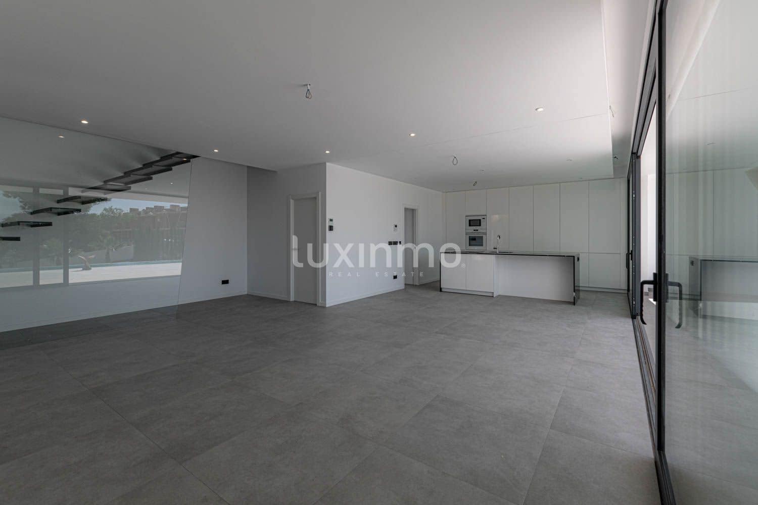 Chalet de 4 habitaciones en Calpe / Calp en venta con piscina garaje - 1.290.000 € (Ref: 4066437)