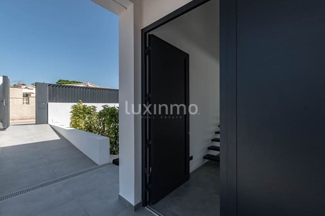 Chalet de 4 habitaciones en Calpe / Calp en venta con piscina garaje - 1.290.000 € (Ref: 4066437)