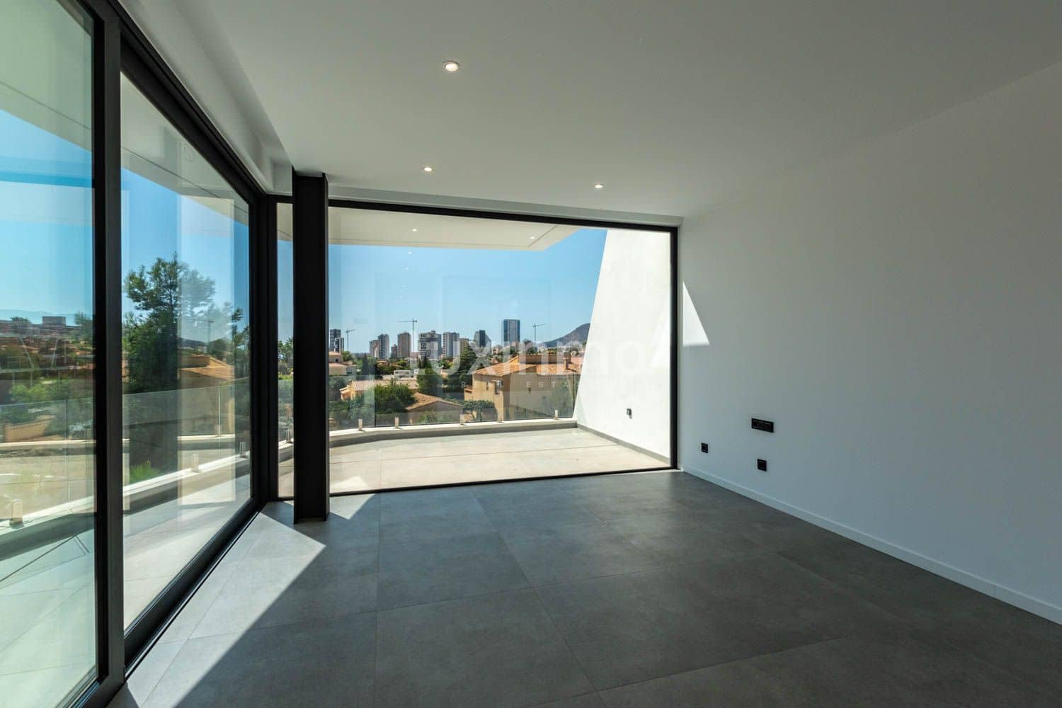Chalet de 4 habitaciones en Calpe / Calp en venta con piscina garaje - 1.290.000 € (Ref: 4066437)