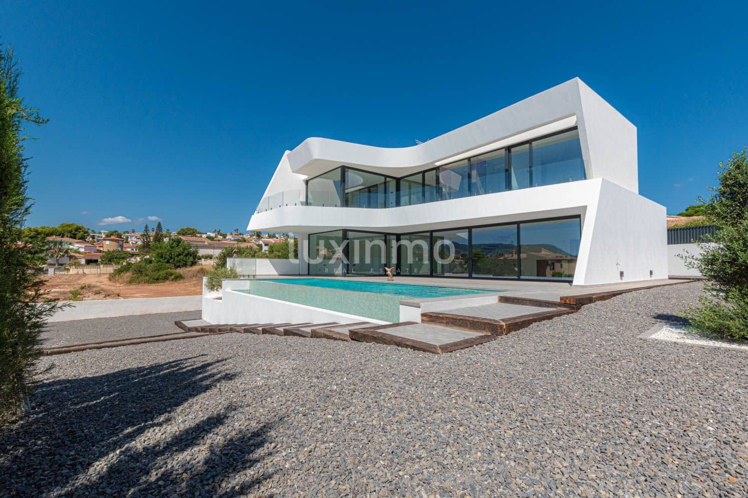 Chalet de 4 habitaciones en Calpe / Calp en venta con piscina garaje - 1.290.000 € (Ref: 4066437)
