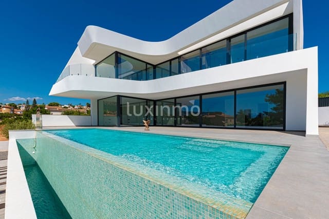 Chalet de 4 habitaciones en Calpe / Calp en venta con piscina garaje - 1.290.000 € (Ref: 4066437)