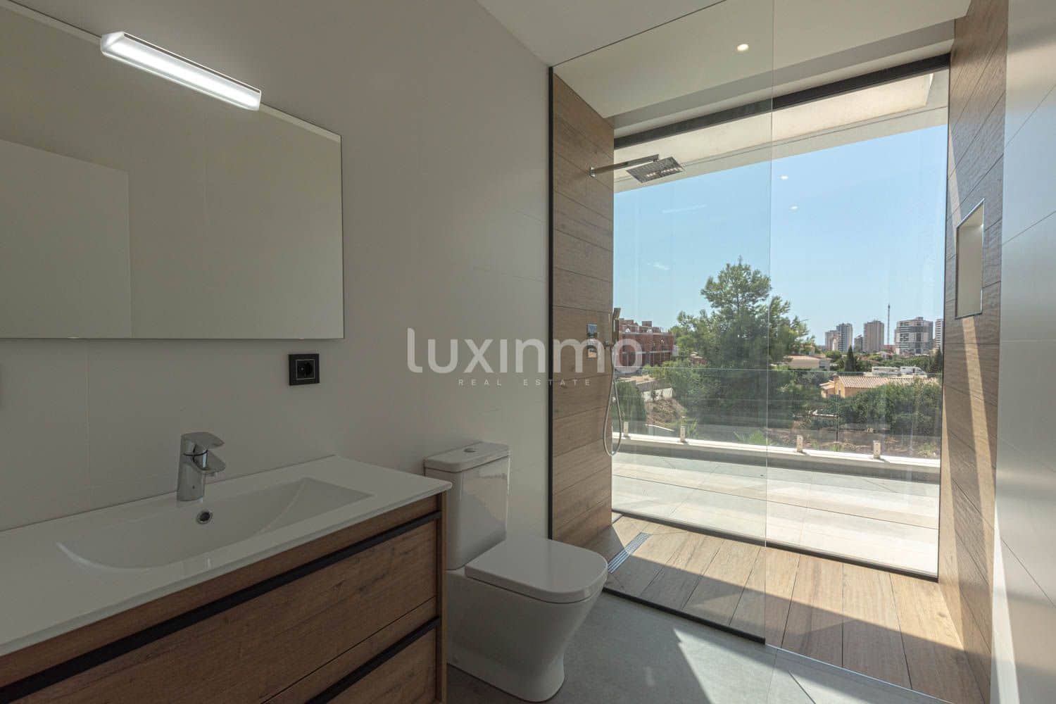 Chalet de 4 habitaciones en Calpe / Calp en venta con piscina garaje - 1.290.000 € (Ref: 4066437)