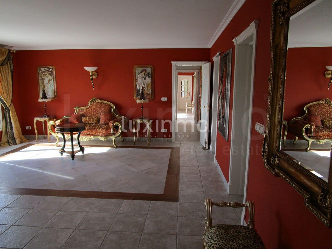 8 soverom Villa til salgs i La Nucia med svømmebasseng garasje - € 4 200 000 (Ref: 5013663)