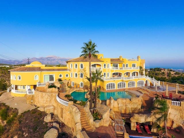 8 sovrum Villa till salu i La Nucia med pool garage - 4 200 000 € (Ref: 5013663)