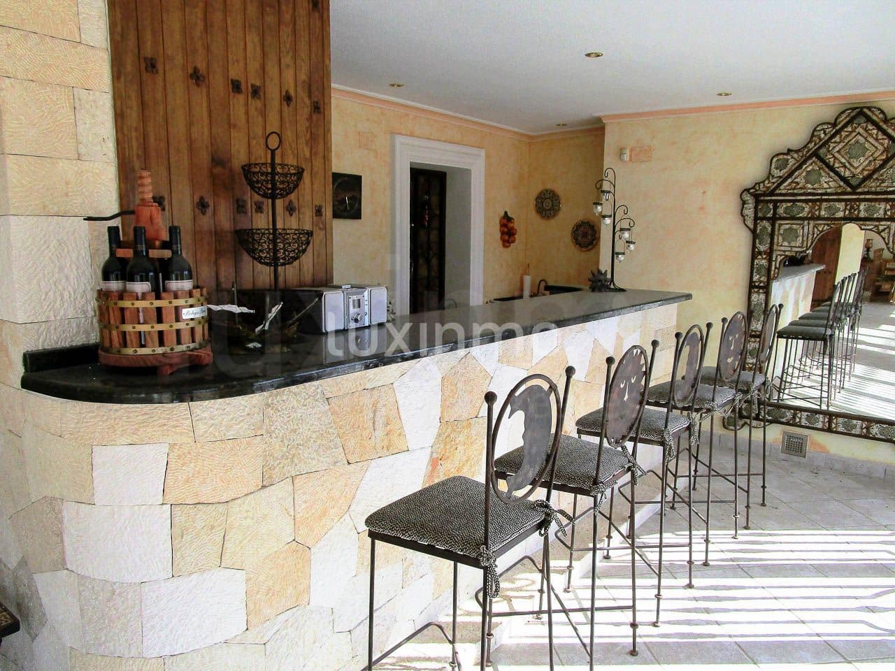 8 soverom Villa til salgs i La Nucia med svømmebasseng garasje - € 4 200 000 (Ref: 5013663)