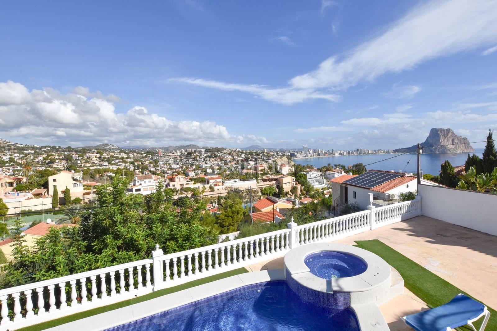 3 sypialnia Willa do wynajęcia w Calpe / Calp z basenem garażem - 2 500 € (Ref: 5847343)