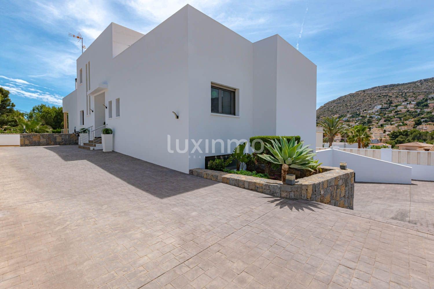 4 sovrum Villa till salu i Calpe / Calp med pool garage - 1 050 000 € (Ref: 6963309)