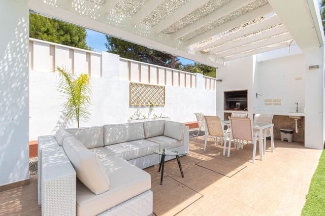 4 sovrum Villa till salu i Calpe / Calp med pool garage - 1 050 000 € (Ref: 6963309)