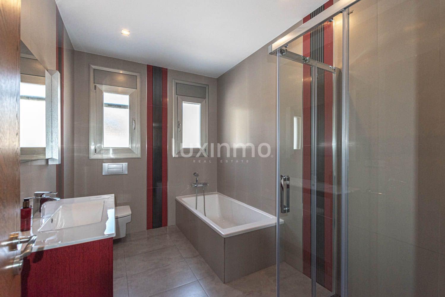 4 sovrum Villa till salu i Calpe / Calp med pool garage - 1 050 000 € (Ref: 6963309)