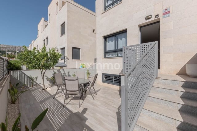 3 soverom Villa til leie i Calpe / Calp med svømmebasseng - € 1 800 (Ref: 6963388)