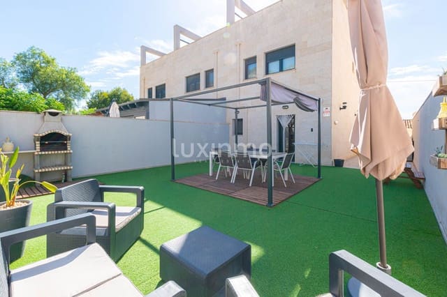 3 soverom Villa til leie i Calpe / Calp med svømmebasseng - € 1 800 (Ref: 6963388)