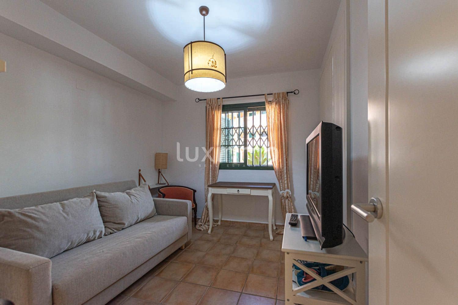 3 bedroom Apartment for rent in Altea with pool - € 2,000 (Ref: 6983754)