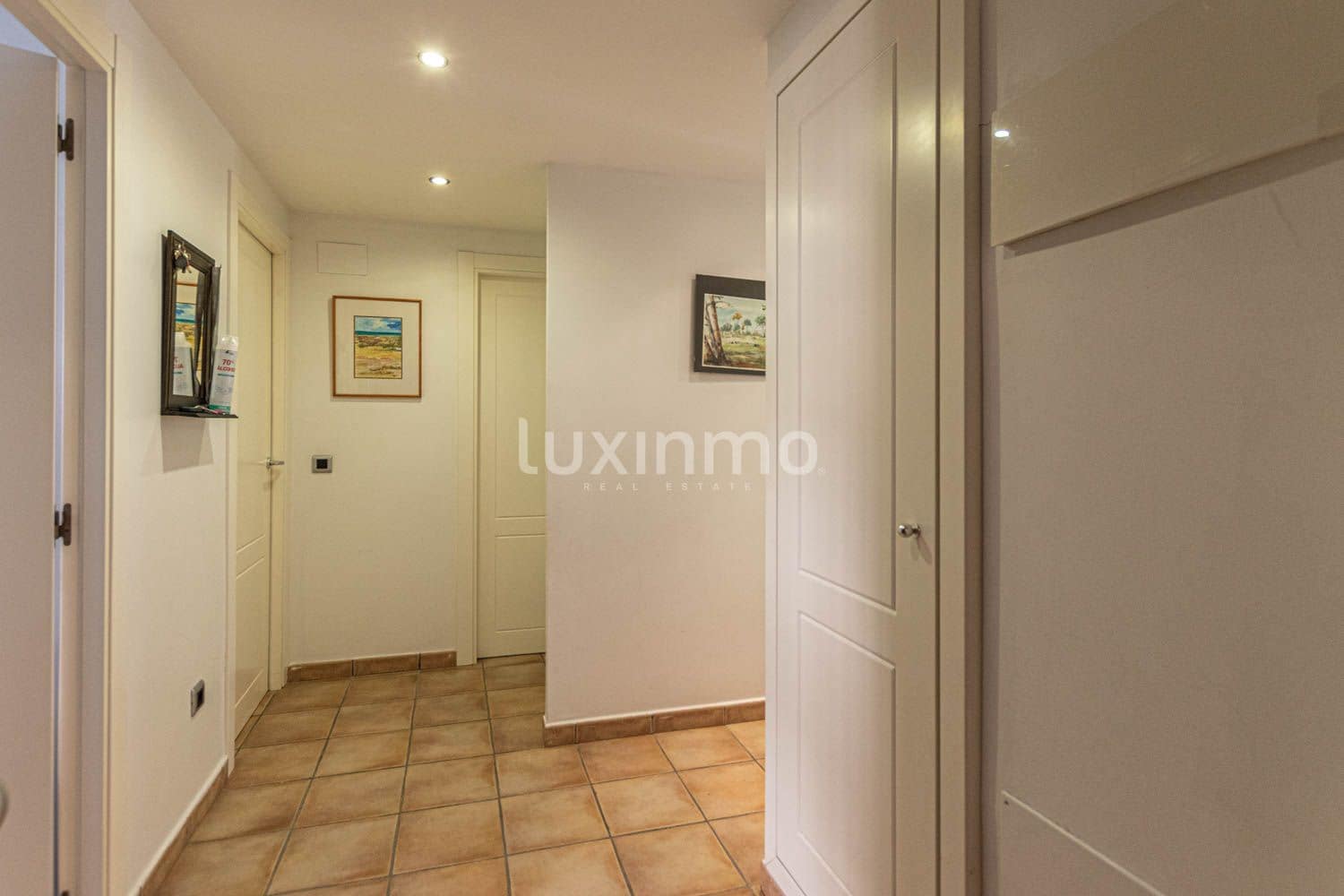 3 bedroom Apartment for rent in Altea with pool - € 2,000 (Ref: 6983754)