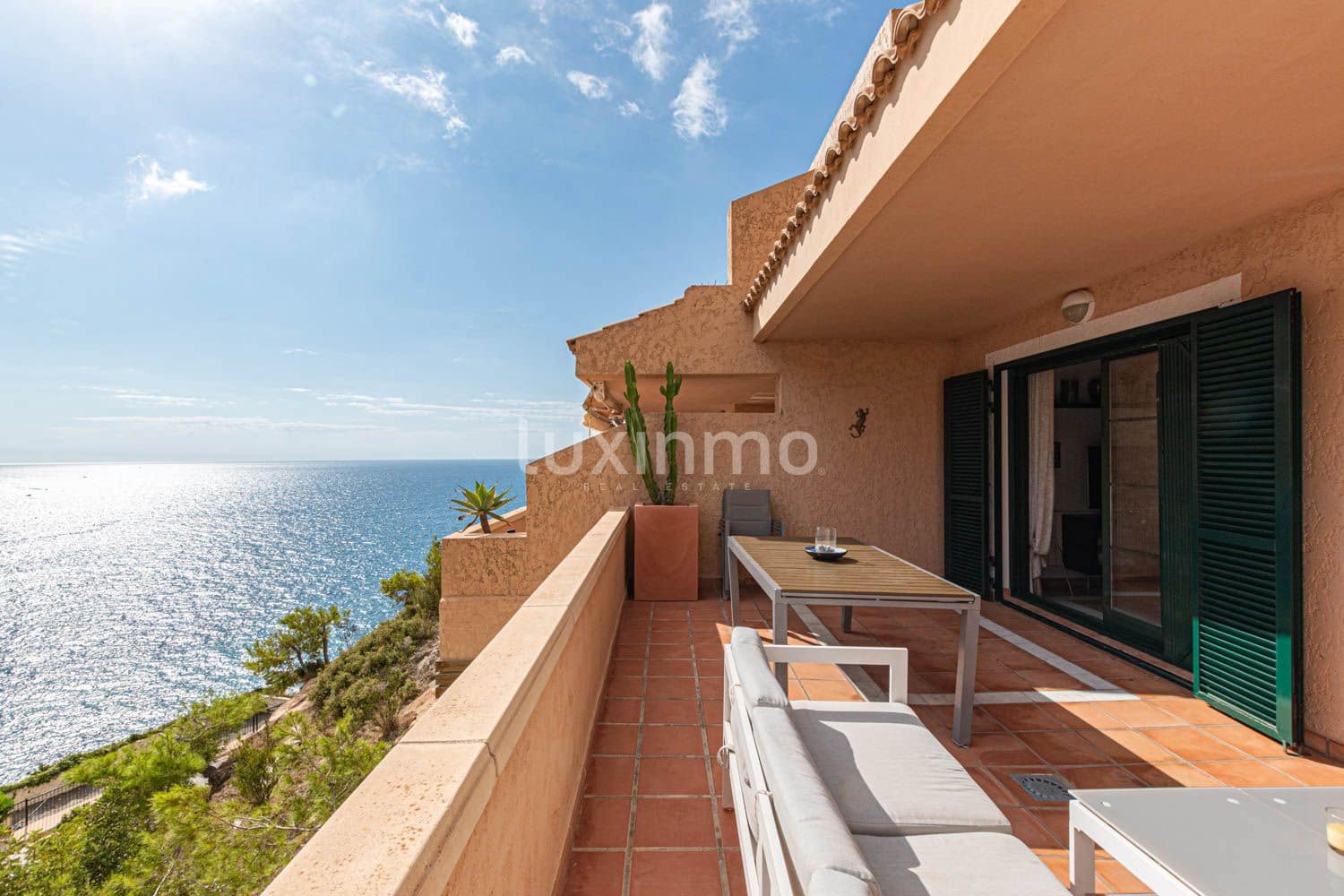 3 bedroom Apartment for rent in Altea with pool - € 2,000 (Ref: 6983754)