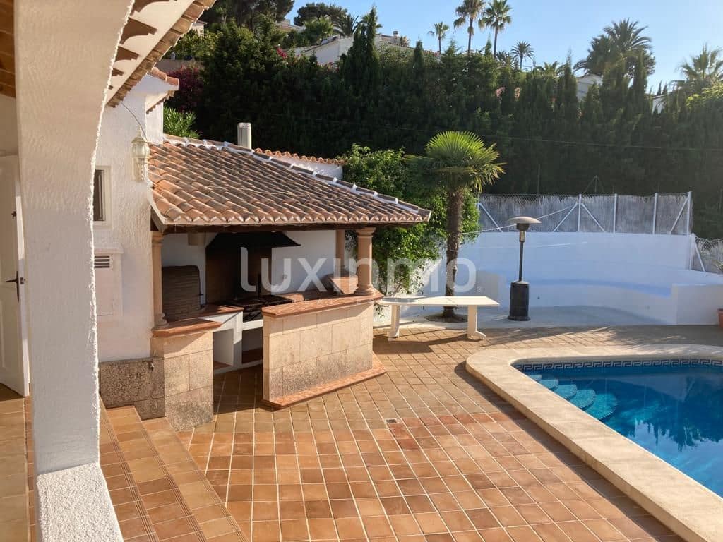 5 bedroom Villa for rent in Javea / Xabia with pool garage - € 3,500 (Ref: 7148013)