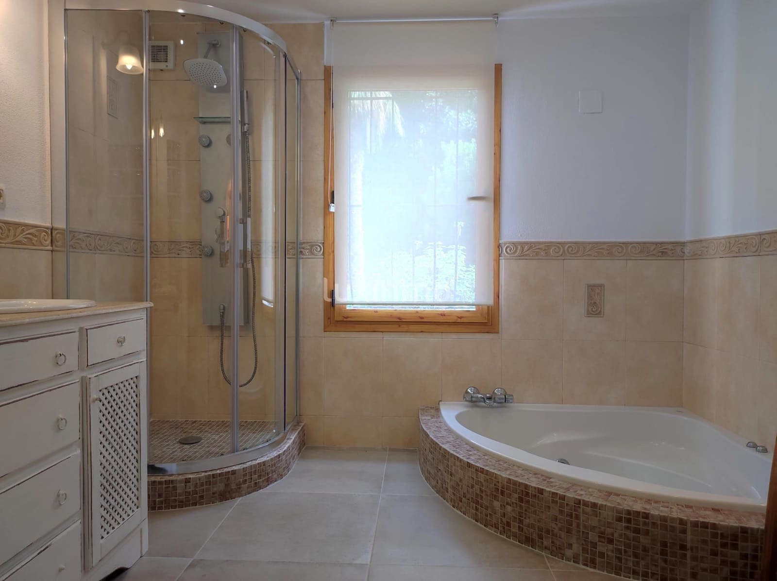 5 bedroom Villa for rent in Javea / Xabia with pool garage - € 3,500 (Ref: 7148013)