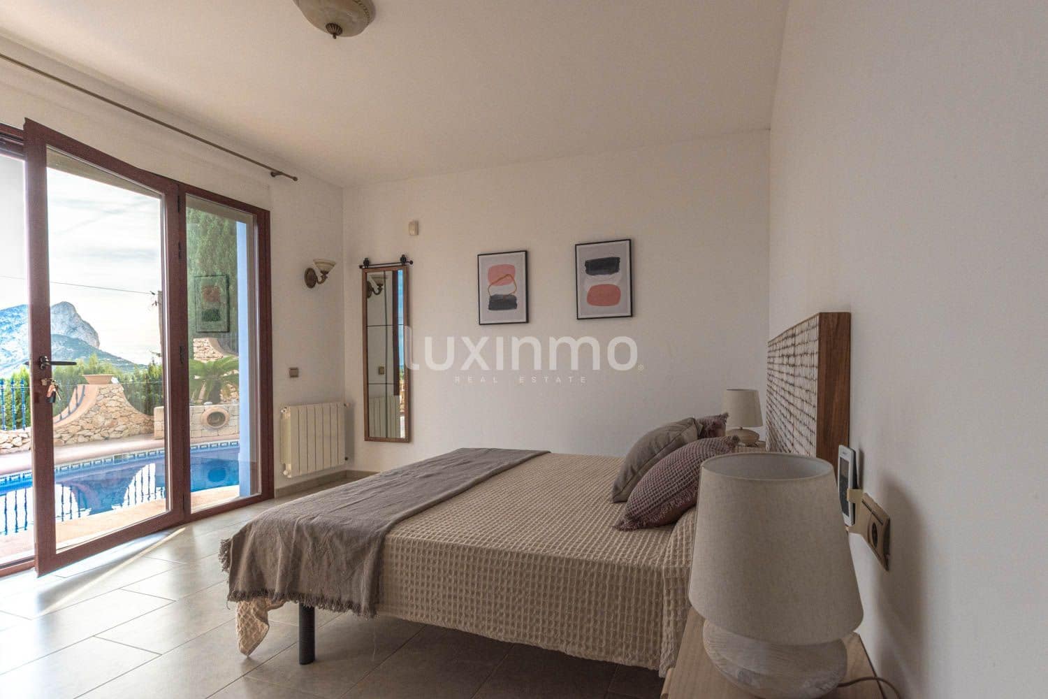 4 sypialnia Willa do wynajęcia w Benissa z basenem garażem - 4 500 € (Ref: 7268171)