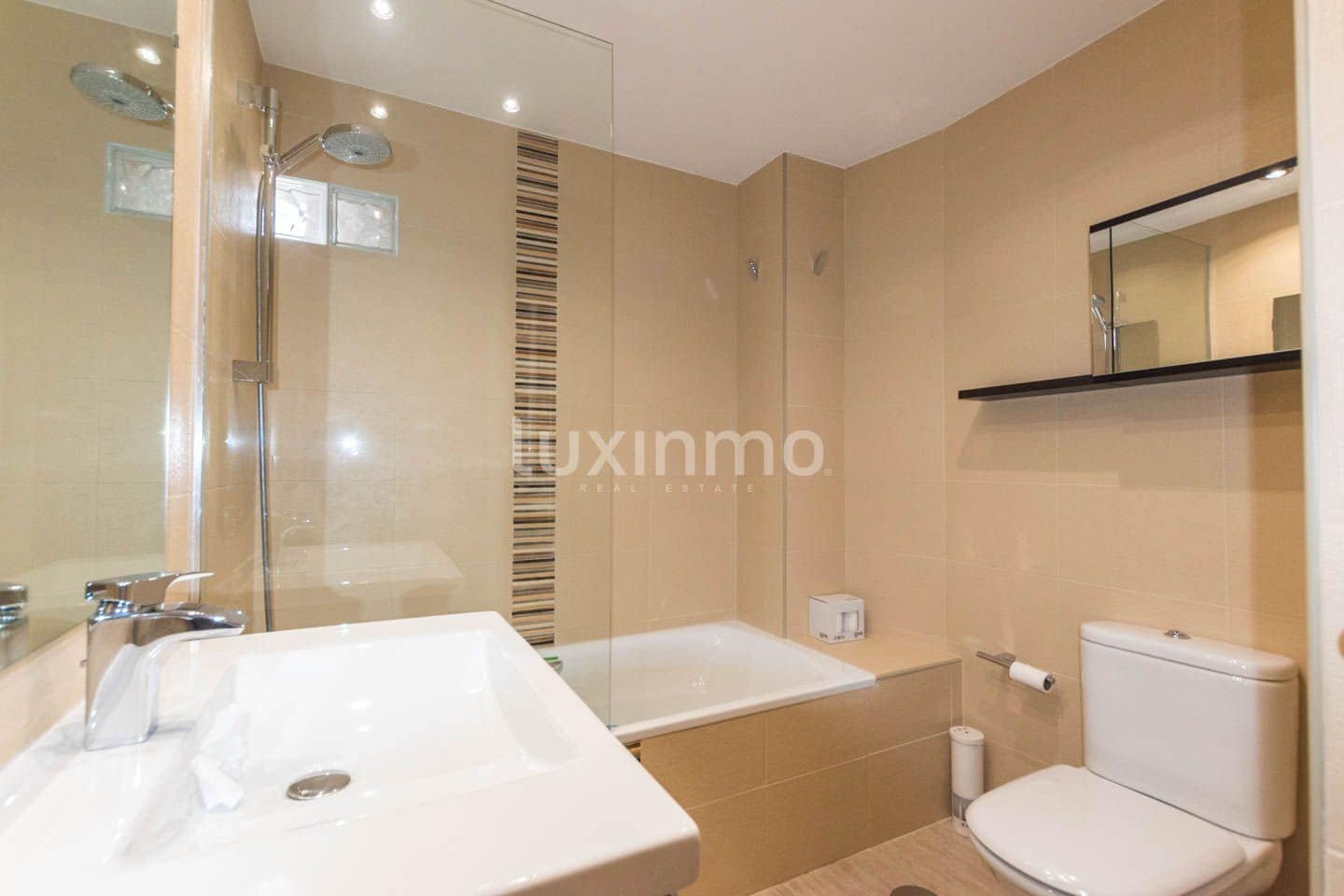 2 soverom Penthouse til leie i Calpe / Calp med garasje - € 1 300 (Ref: 7475029)