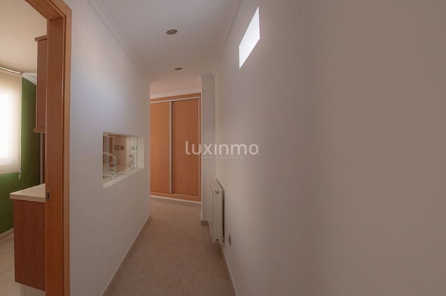 Penthouse de 2 chambres à louer à Calpe / Calp avec garage - 1 300 € (Ref: 7475029)