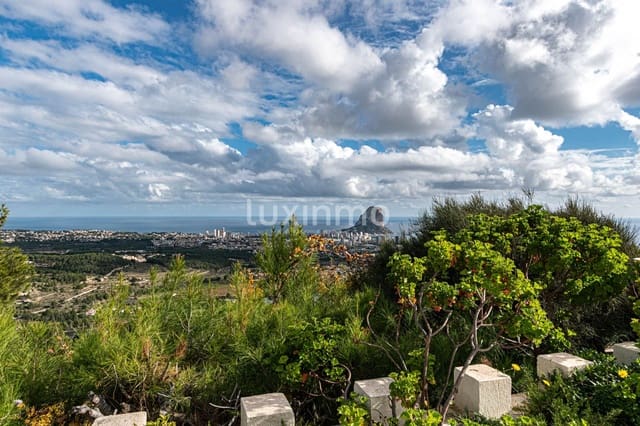 Chalet de 6 habitaciones en Calpe / Calp en venta con piscina garaje - 3.400.000 € (Ref: 7698327)