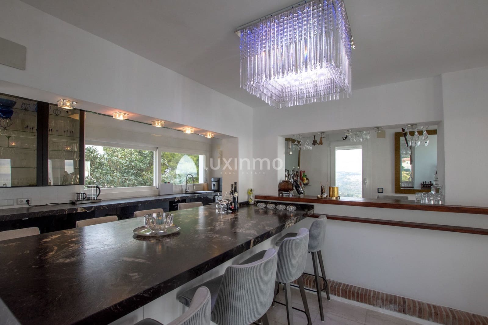 Chalet de 6 habitaciones en Calpe / Calp en venta con piscina garaje - 3.400.000 € (Ref: 7698327)