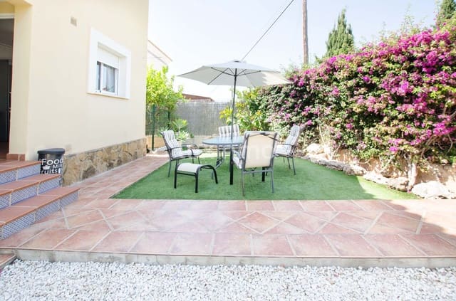 Chalet de 3 habitaciones en La Nucia en alquiler con piscina garaje - 1.750 € (Ref: 7707142)