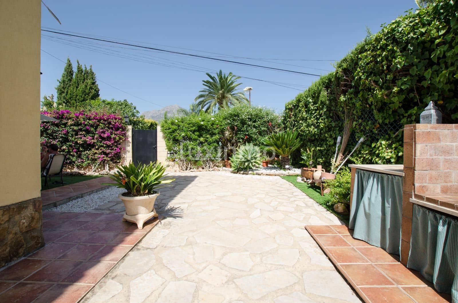 Chalet de 3 habitaciones en La Nucia en alquiler con piscina garaje - 1.750 € (Ref: 7707142)