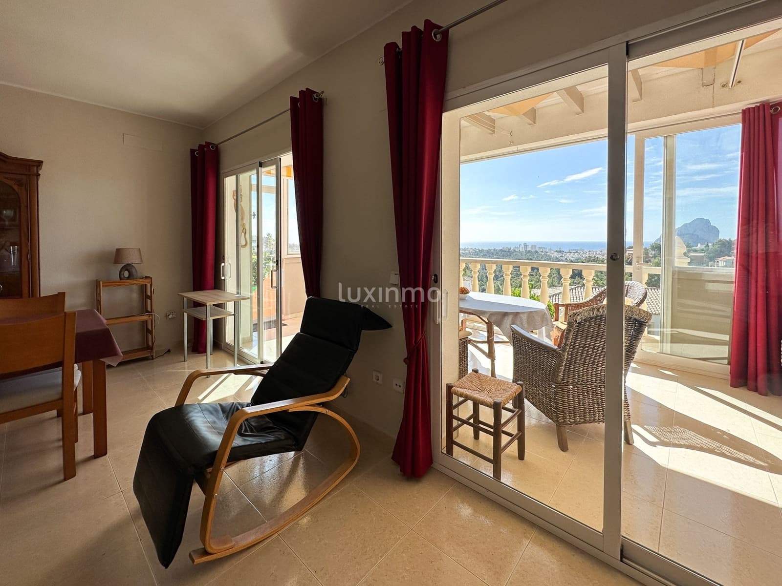 3 slaapkamer Villa te huur in Calpe / Calp met zwembad garage - € 1.500 (Ref: 7826564)