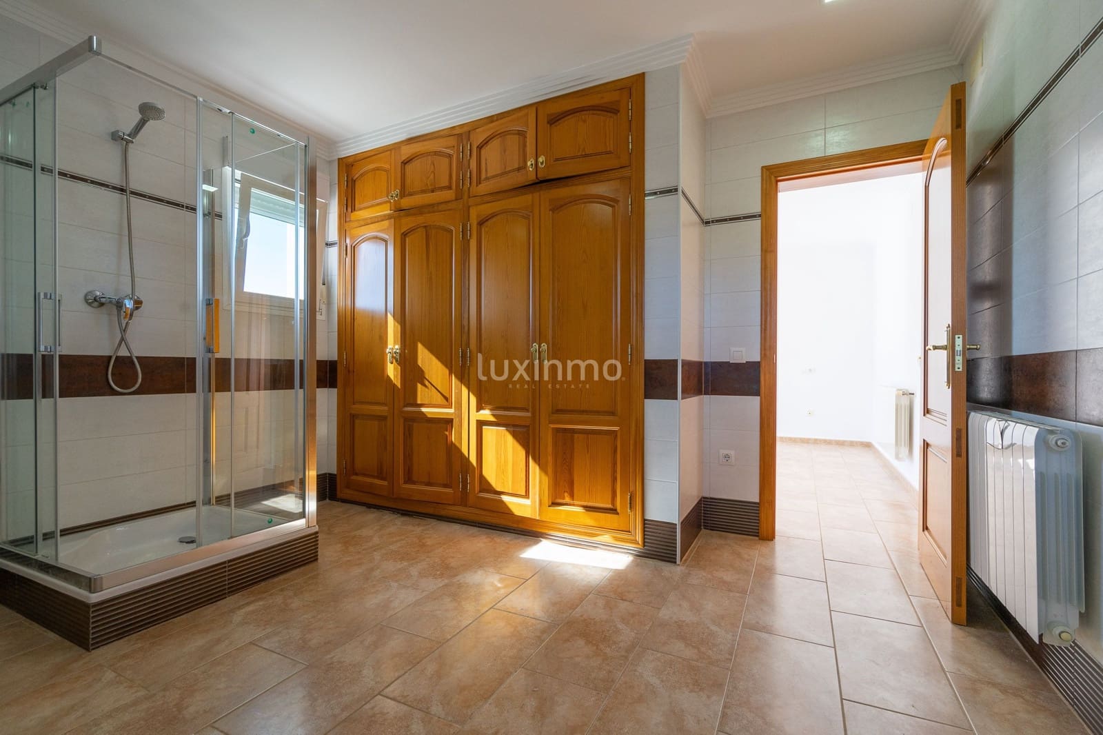 4 soveværelse Villa til leje i Javea / Xabia med swimmingpool garage - € 4.000 (Ref: 8017695)