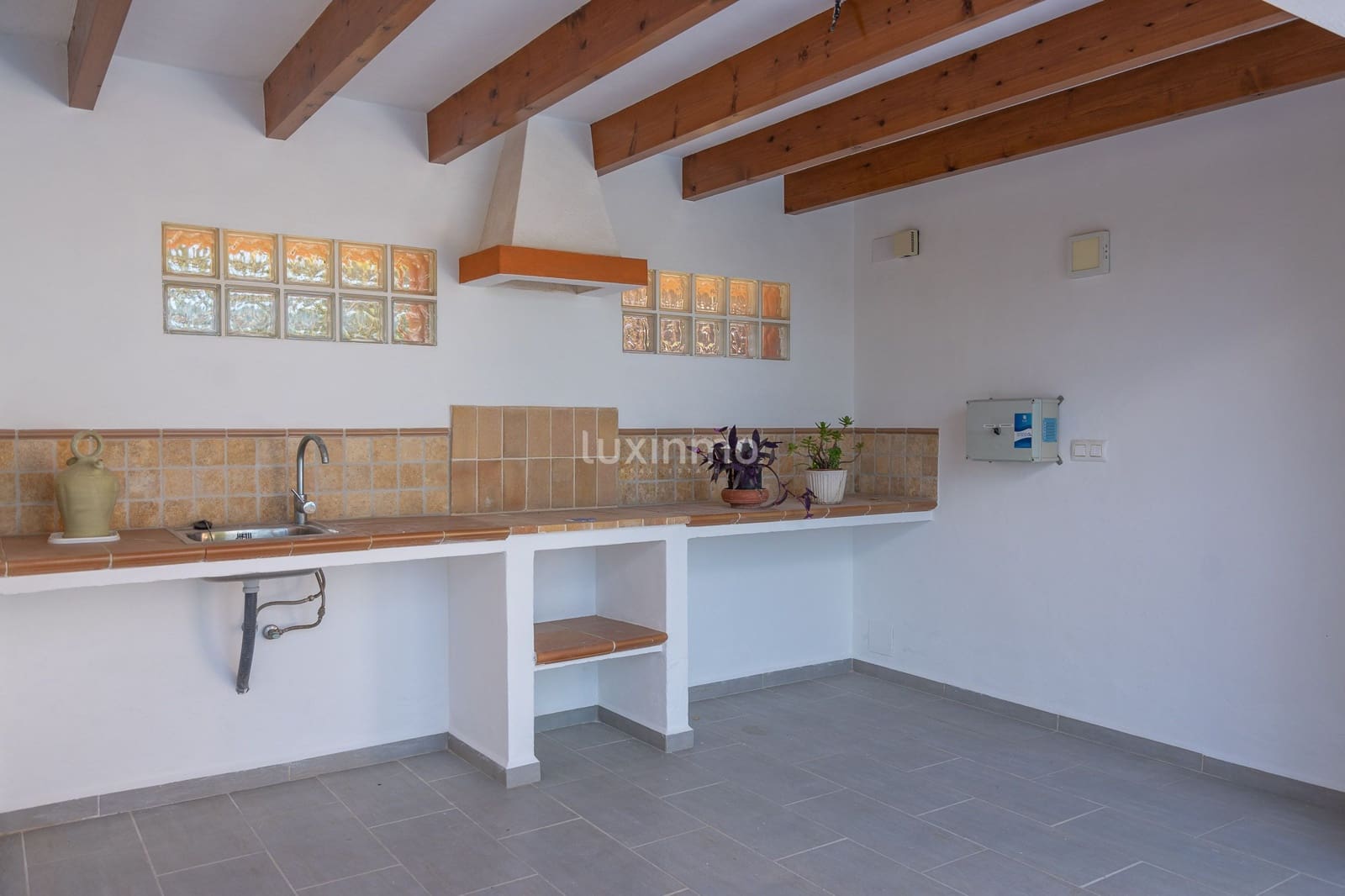 4 soveværelse Villa til leje i Javea / Xabia med swimmingpool garage - € 4.000 (Ref: 8017695)