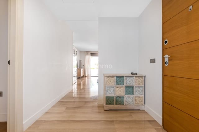Apartamento de 2 habitaciones en Altea en alquiler con garaje - 2.300 € (Ref: 8147106)