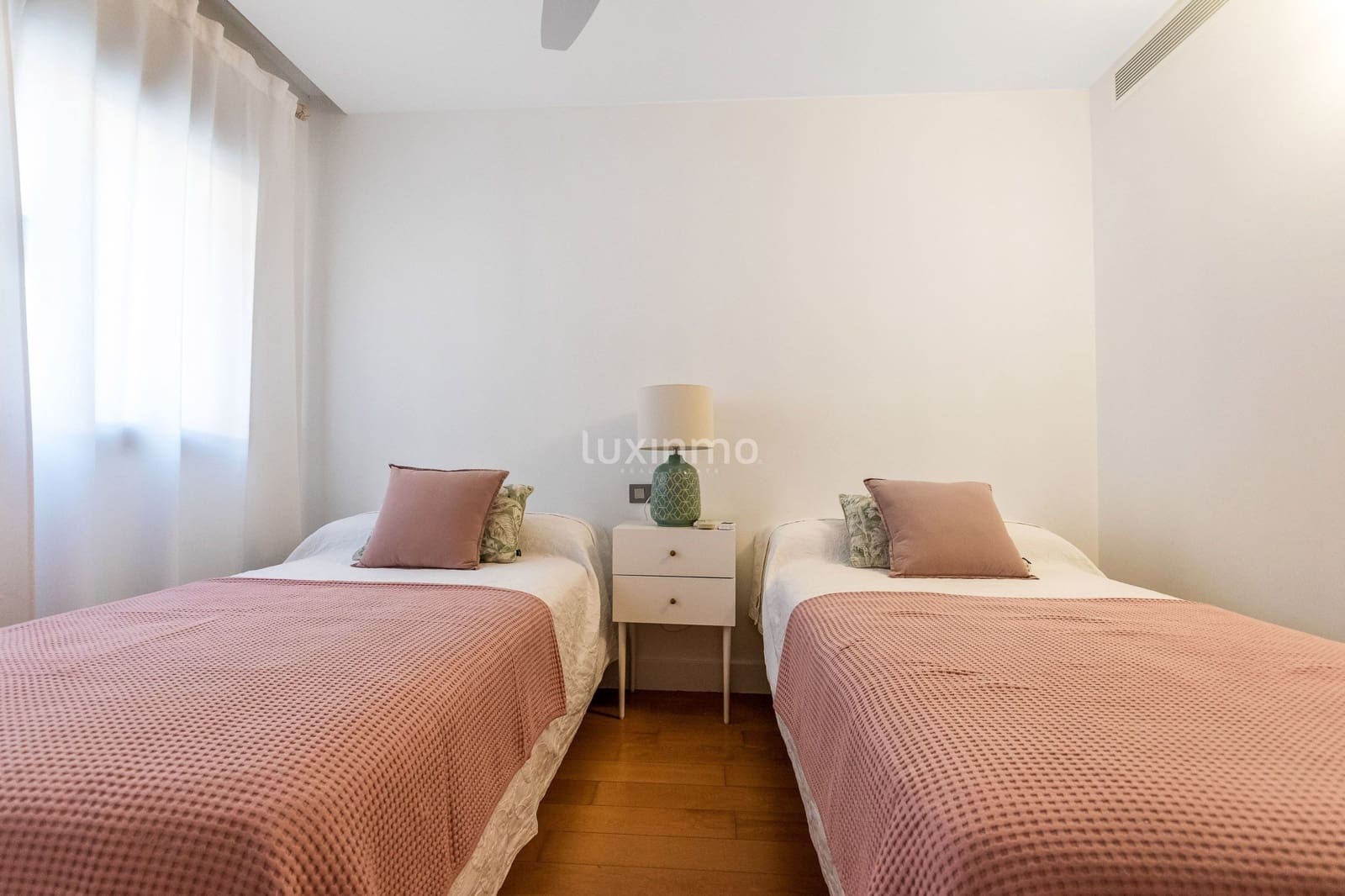 2 soverom Leilighet til leie i Altea med garasje - € 2 300 (Ref: 8147106)