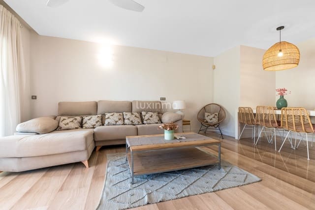 Apartamento de 2 habitaciones en Altea en alquiler con garaje - 2.300 € (Ref: 8147106)