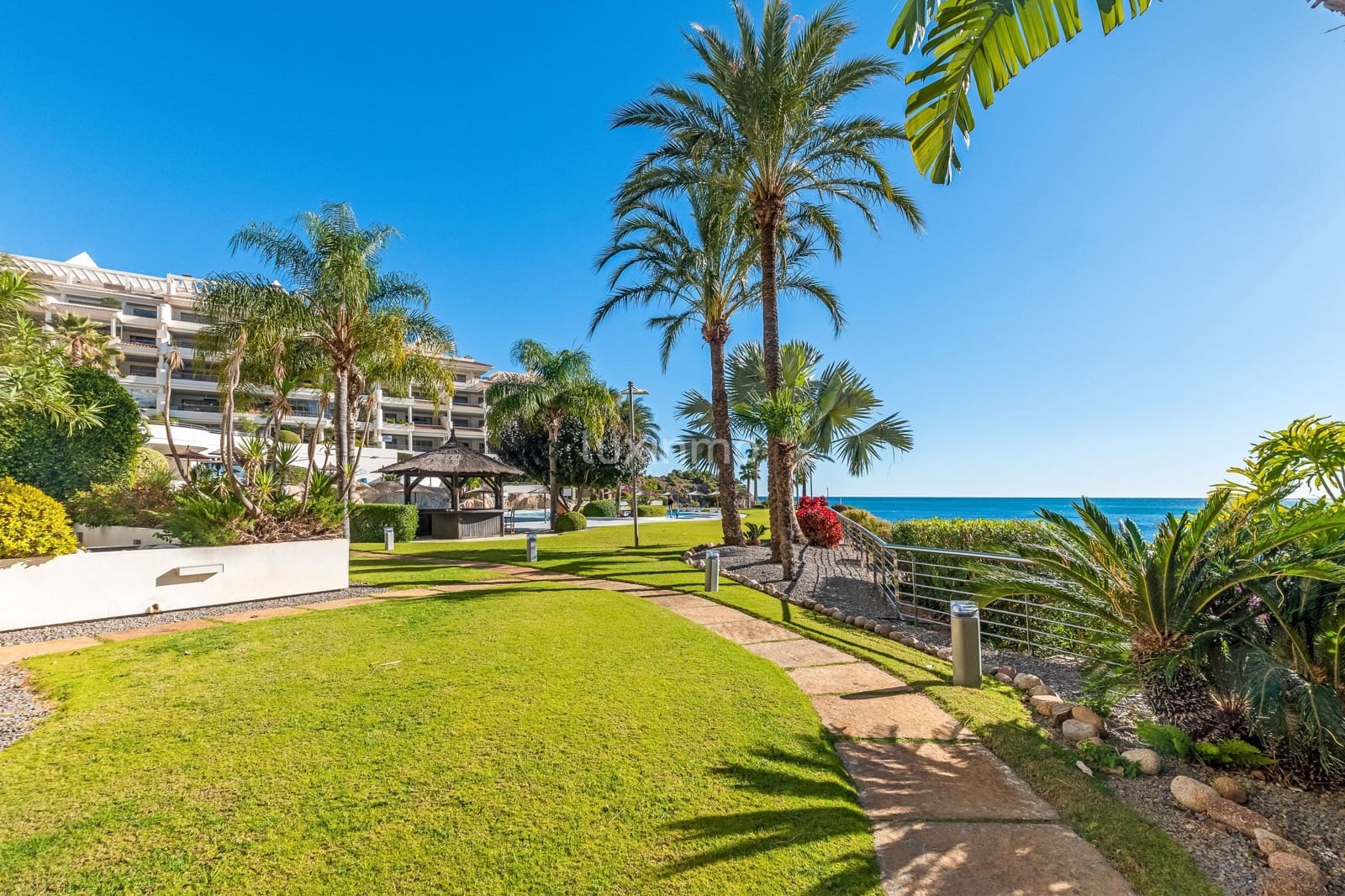 2 soverom Leilighet til leie i Altea med garasje - € 2 300 (Ref: 8147106)