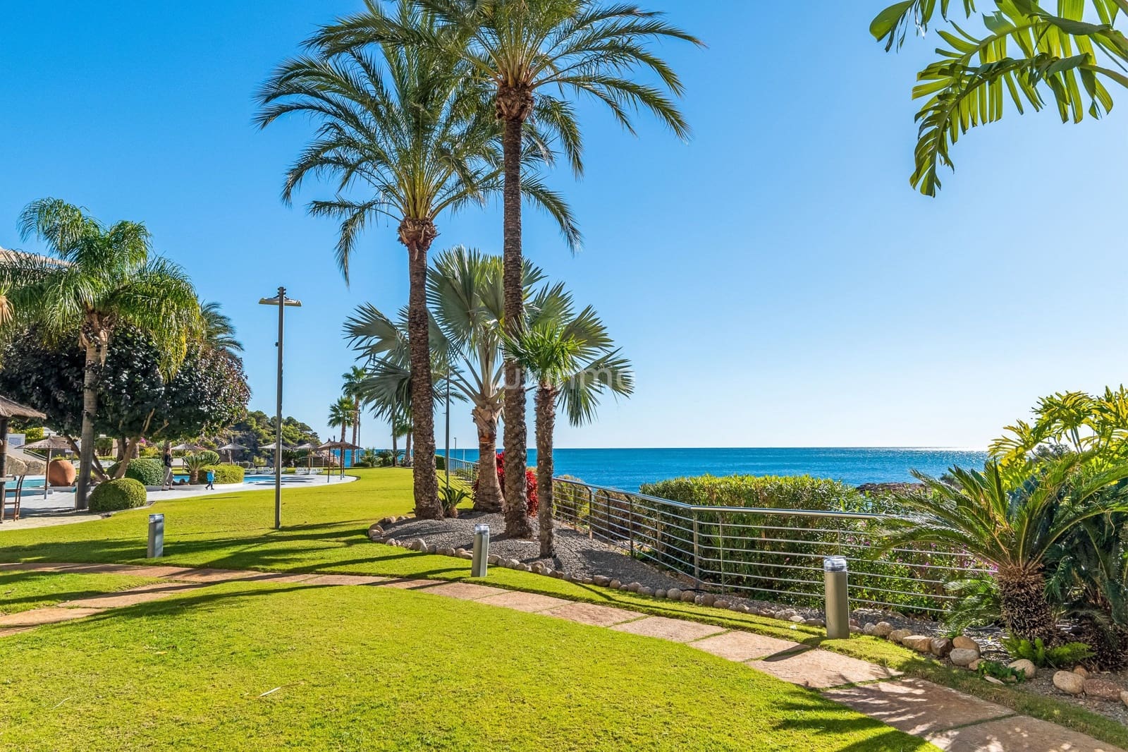 2 soverom Leilighet til leie i Altea med garasje - € 2 300 (Ref: 8147106)