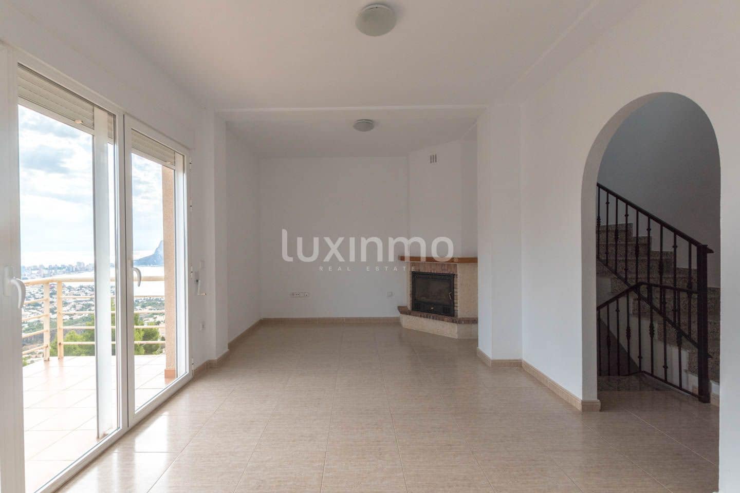 4 bedroom Terraced Villa for rent in Calpe / Calp with pool garage - € 1,500 (Ref: 8221940)