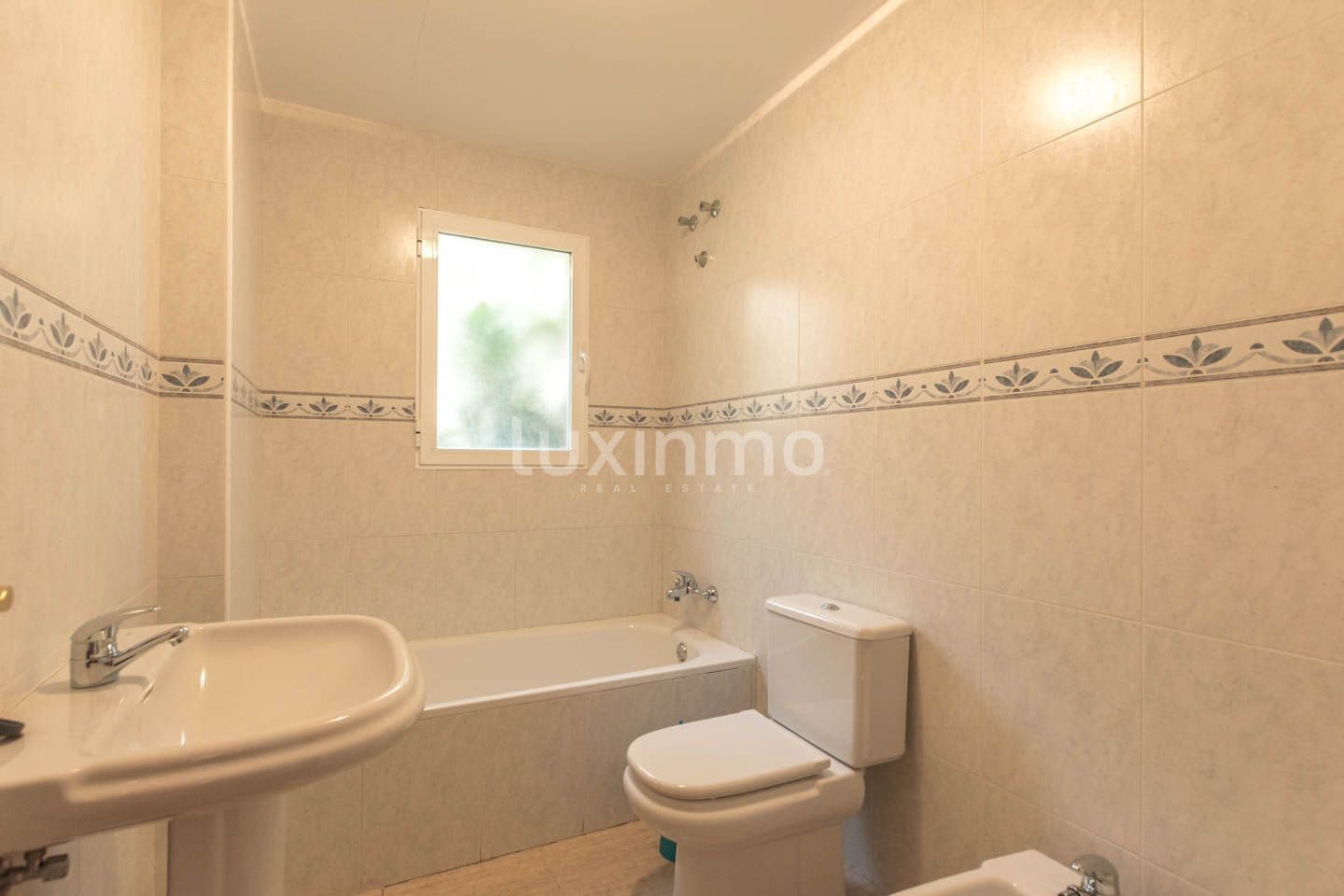 4 bedroom Terraced Villa for rent in Calpe / Calp with pool garage - € 1,500 (Ref: 8221940)