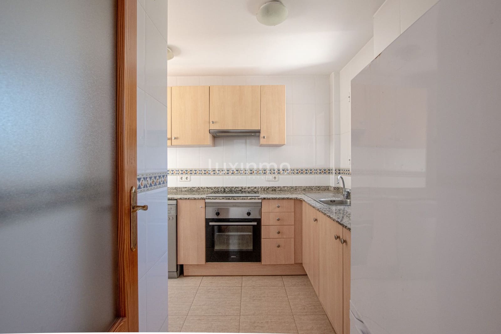4 slaapkamer Rijtjeshuis te huur in Calpe / Calp met zwembad garage - € 1.500 (Ref: 8221940)