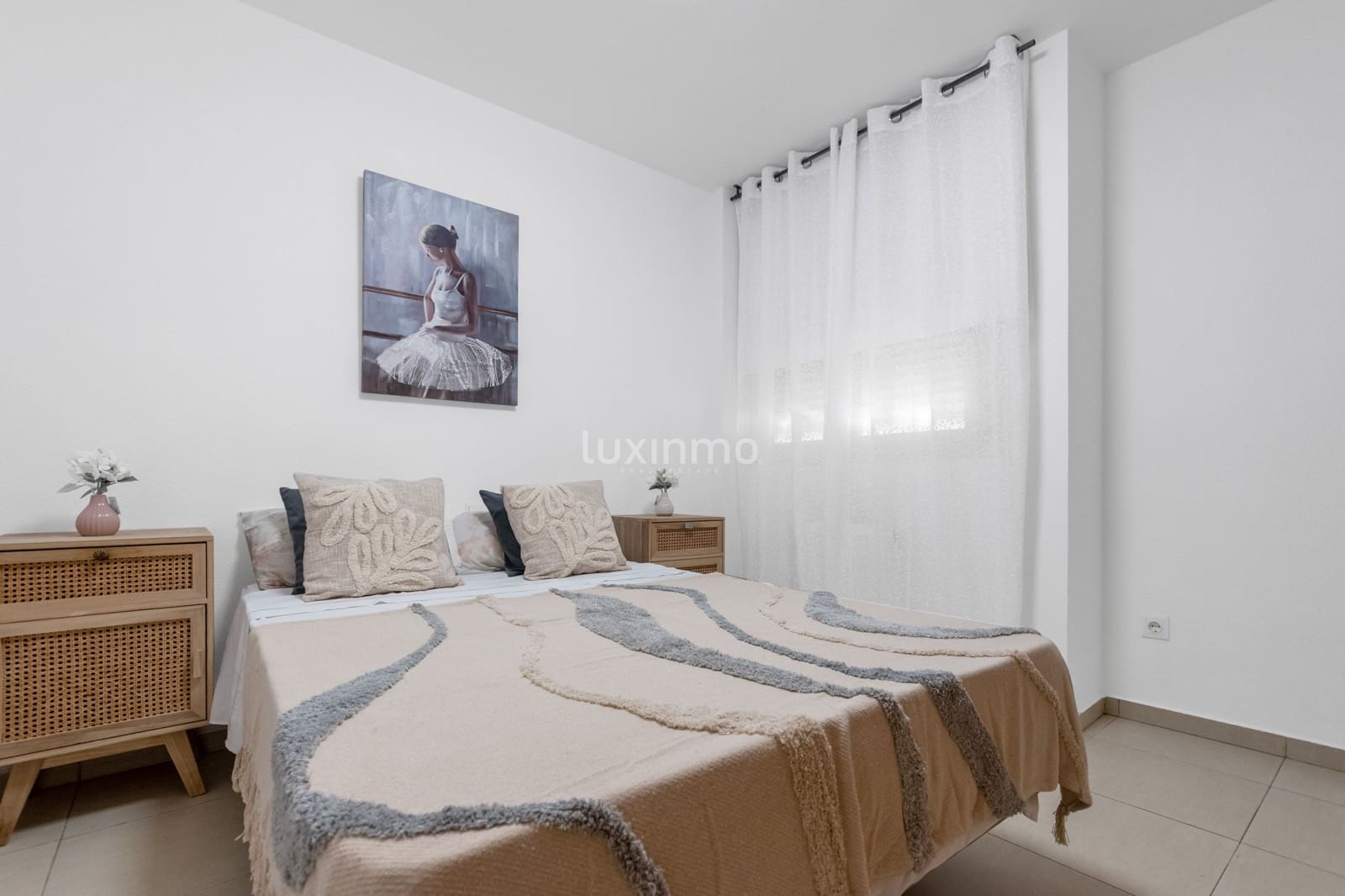 3 slaapkamer Penthouse te huur in Alfaz del Pi / L'Alfas del Pi met zwembad garage - € 1.300 (Ref: 8309529)