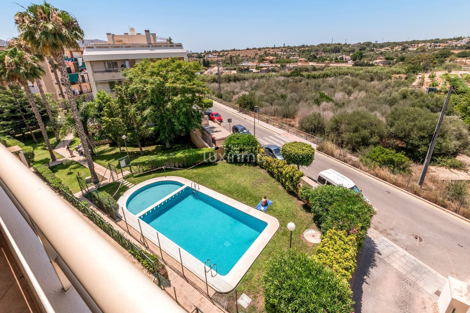3 slaapkamer Penthouse te huur in Alfaz del Pi / L'Alfas del Pi met zwembad garage - € 1.300 (Ref: 8309529)