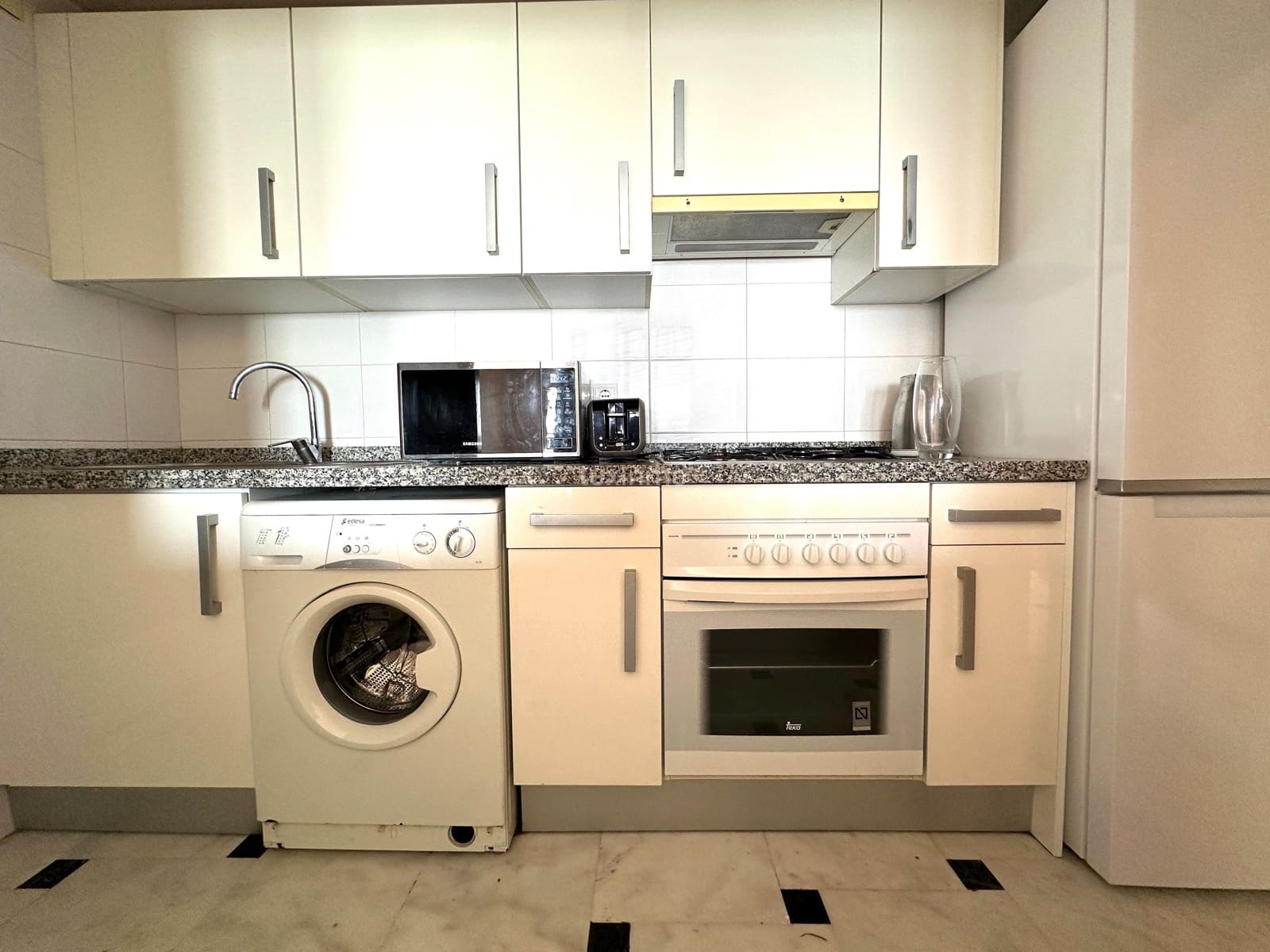 2 quarto Apartamento para arrendar em Finestrat com piscina garagem - 1 200 € (Ref: 8344451)