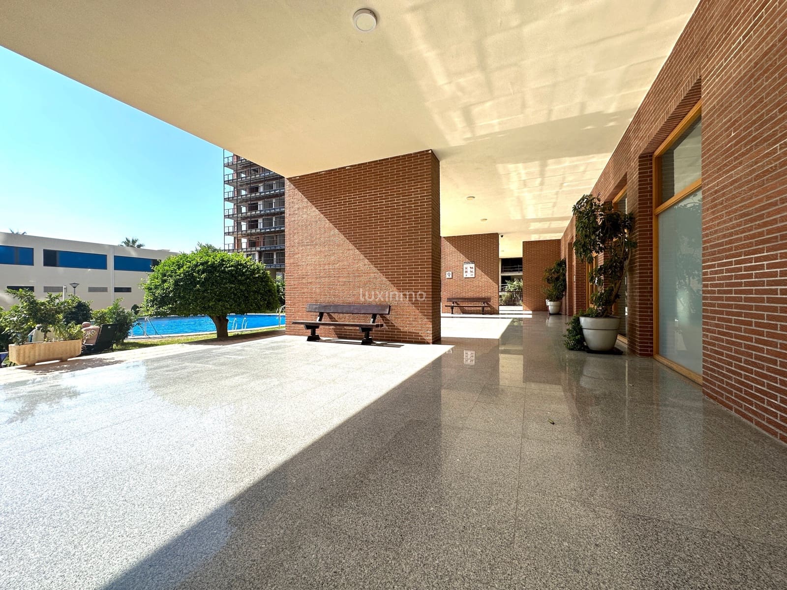 2 quarto Apartamento para arrendar em Finestrat com piscina garagem - 1 200 € (Ref: 8344451)