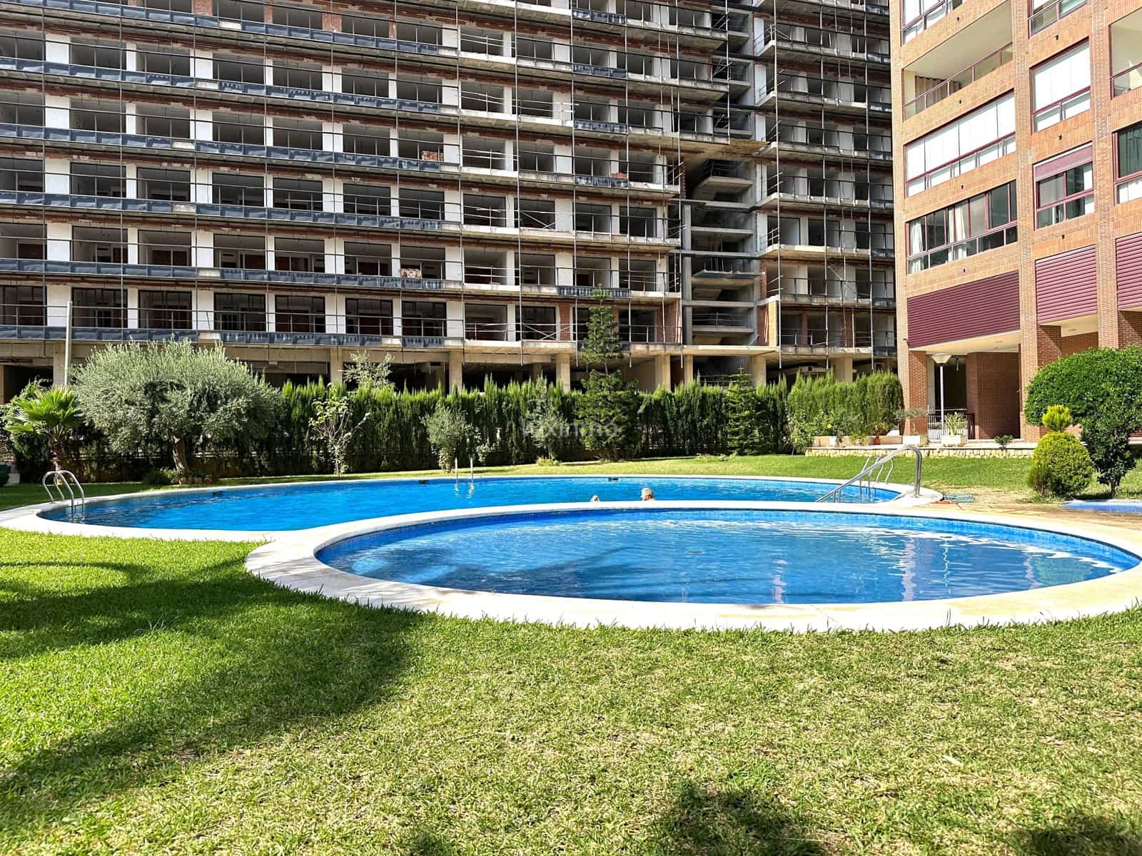 2 quarto Apartamento para arrendar em Finestrat com piscina garagem - 1 200 € (Ref: 8344451)