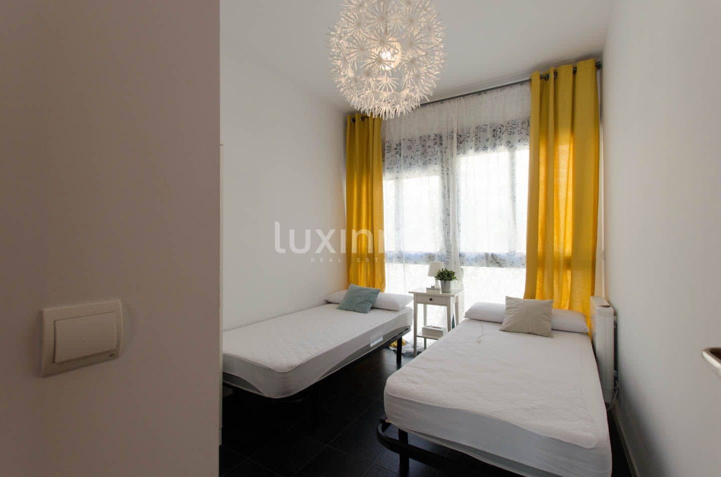 Adosado de 3 habitaciones en Altea en alquiler con piscina garaje - 1.500 € (Ref: 8428350)