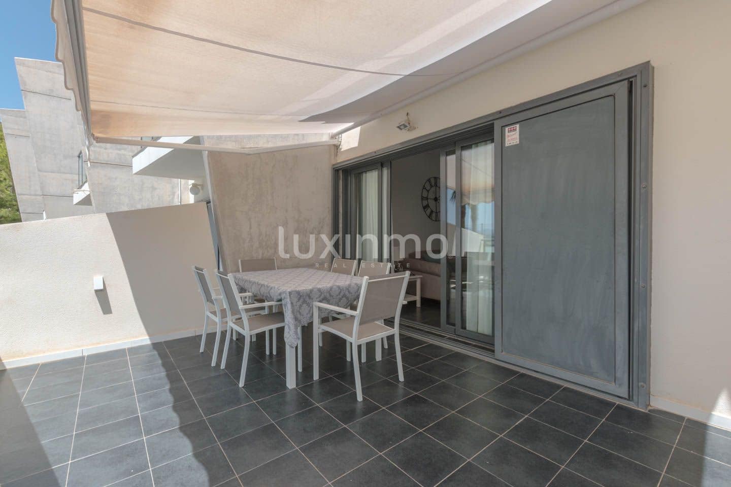 Adosado de 3 habitaciones en Altea en alquiler con piscina garaje - 1.500 € (Ref: 8428350)