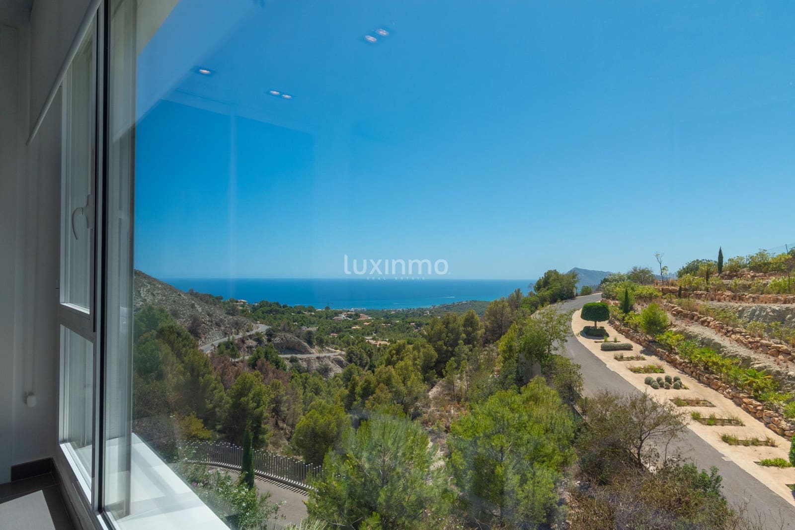 4 Zimmer Villa zu verkaufen in Altea mit Pool Garage - 799.000 € (Ref: 8446240)