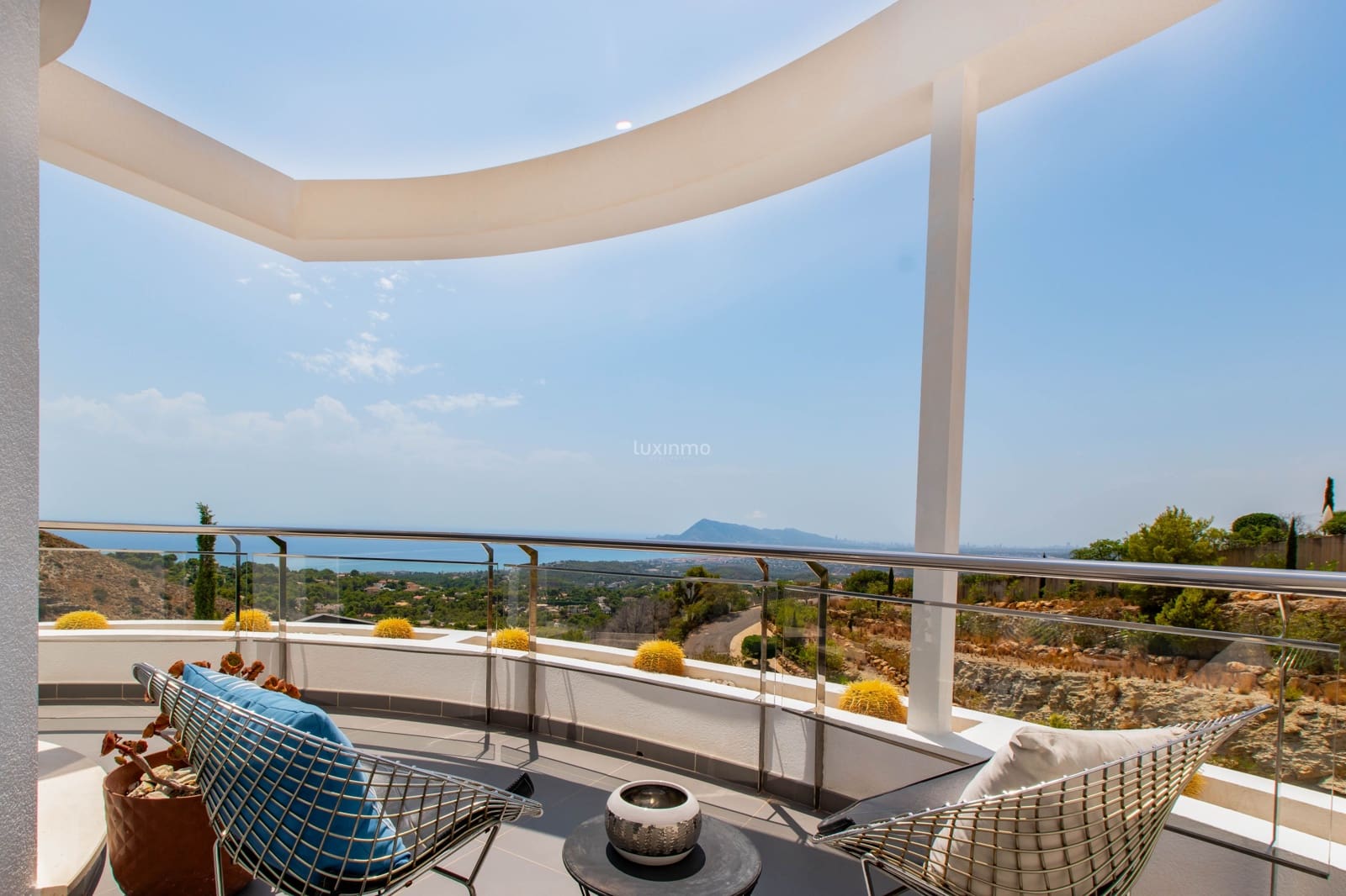 4 Zimmer Villa zu verkaufen in Altea mit Pool Garage - 799.000 € (Ref: 8446240)